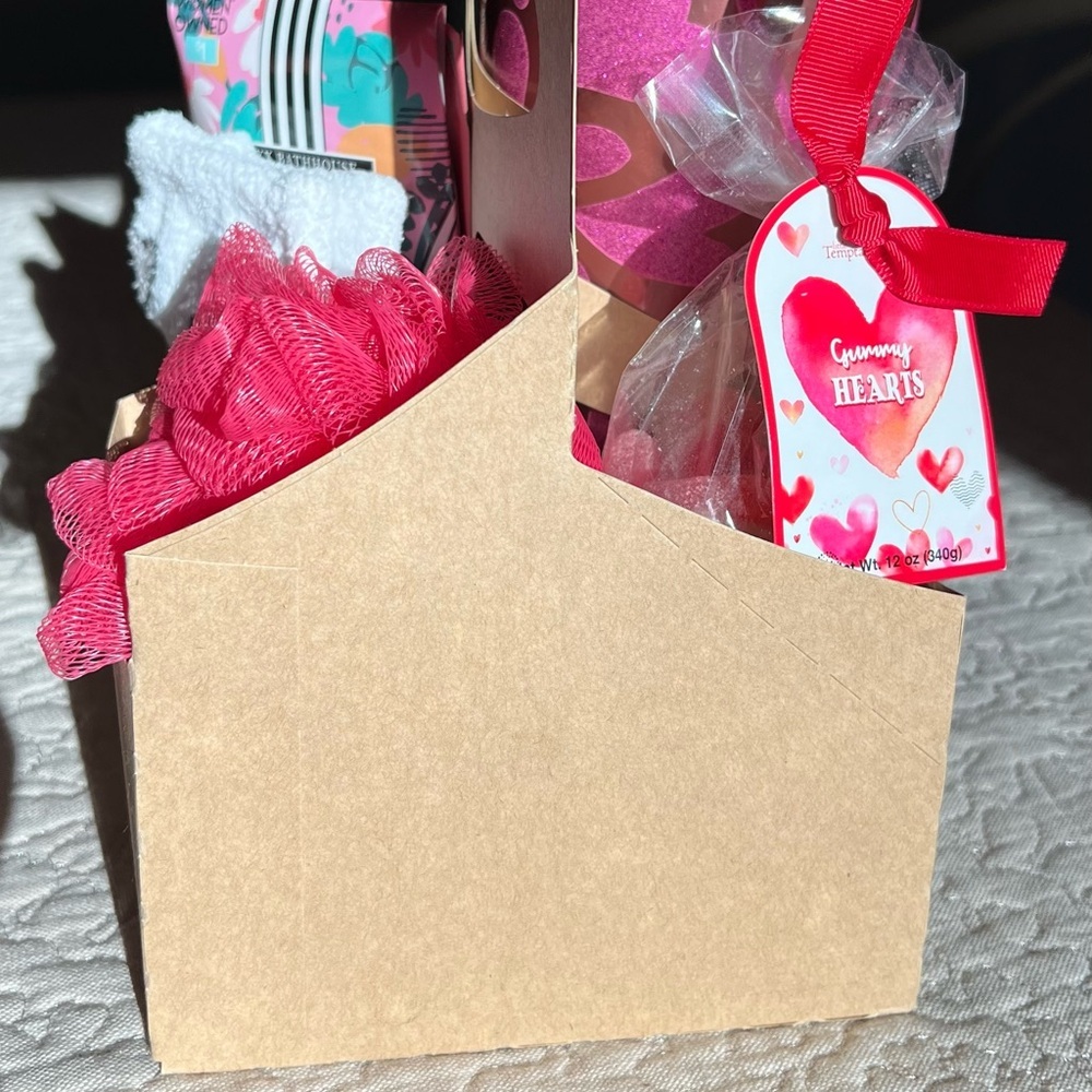 Cardboard Set Of 12 Cup Holders For Gifting - Picture 6 of 11